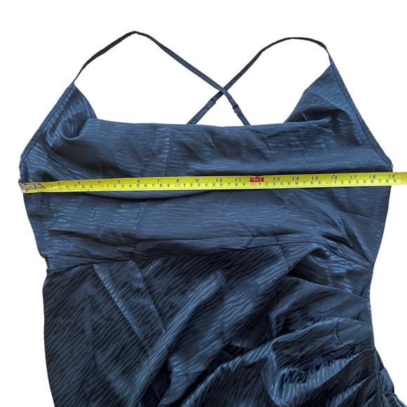 SHEIN SXY Black Ruched Satin Maxi Dress Women’s 1XL Curve Criss Cross Back - Picture 8 of 8